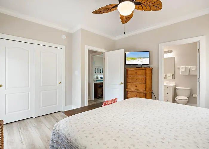 Beachcomber Bliss 38c By Pkrm Apartment Pensacola